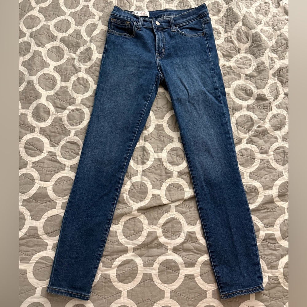 GAP Classic Denim Skinny Blue Jeans for Women. Size 27 (4R)